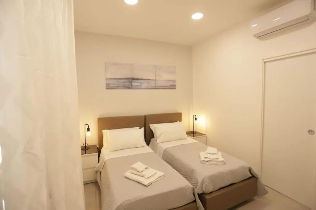Santa Chiara Luxury House Apartment Naples