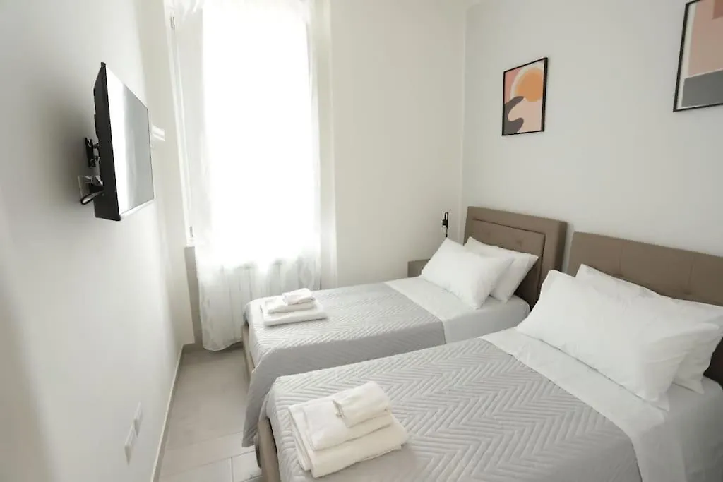 Santa Chiara Luxury House Apartment Naples