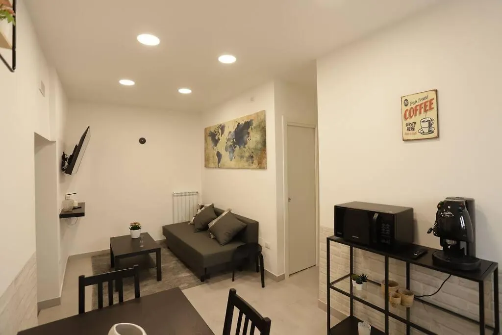 Santa Chiara Luxury House Apartment Naples 0*,