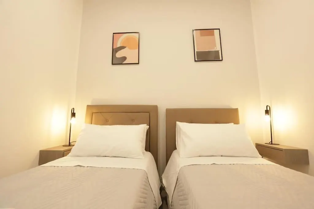 Santa Chiara Luxury House contacts